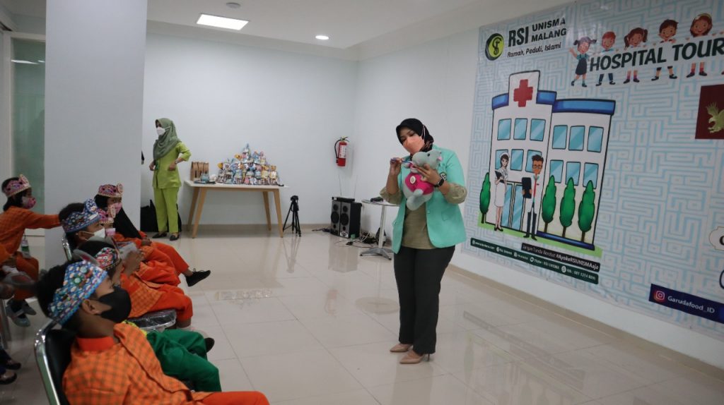 Hospital Tour drg Dian di RSI UNisma Malang